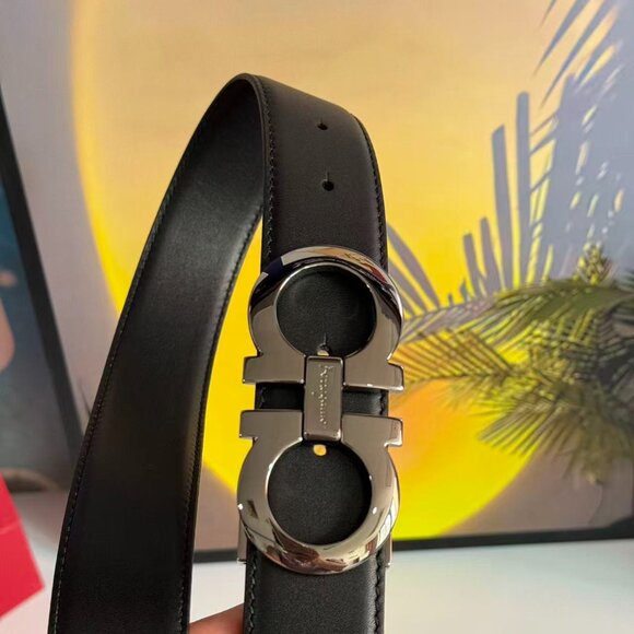 Salvatore Ferragamo Black leather Belt main image 4